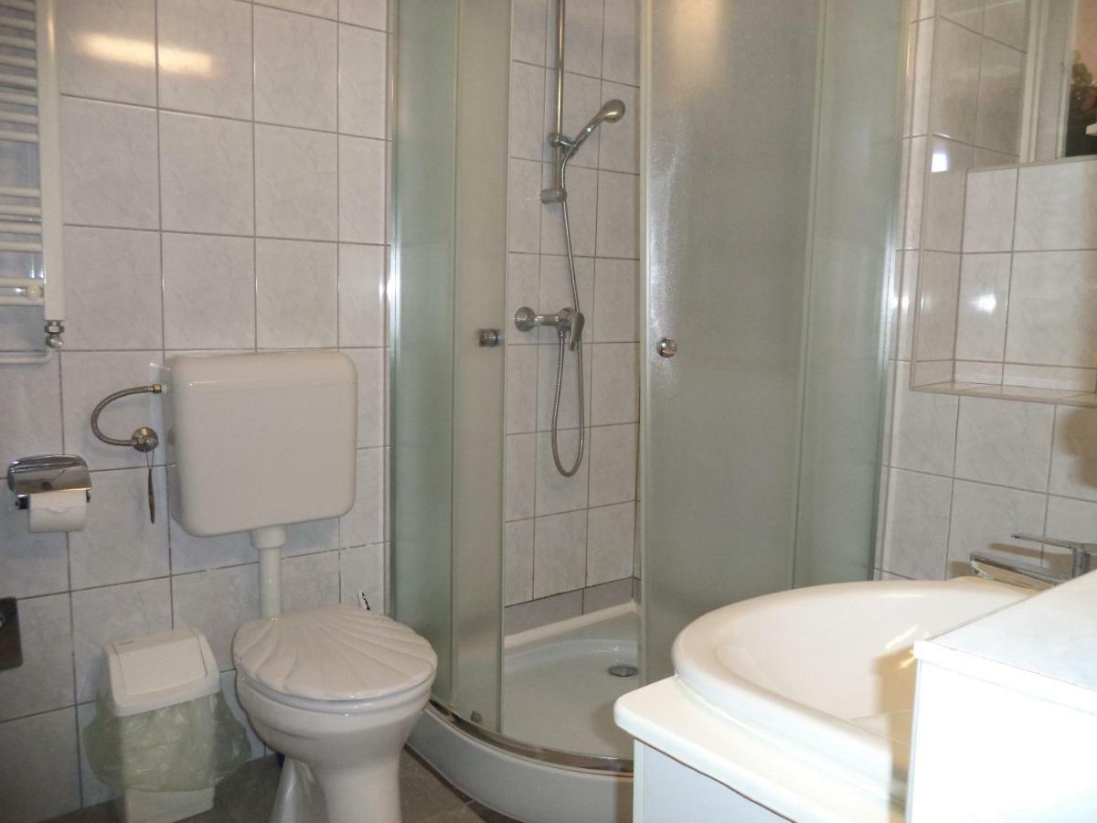 Maria Apartman Heviz Exterior photo